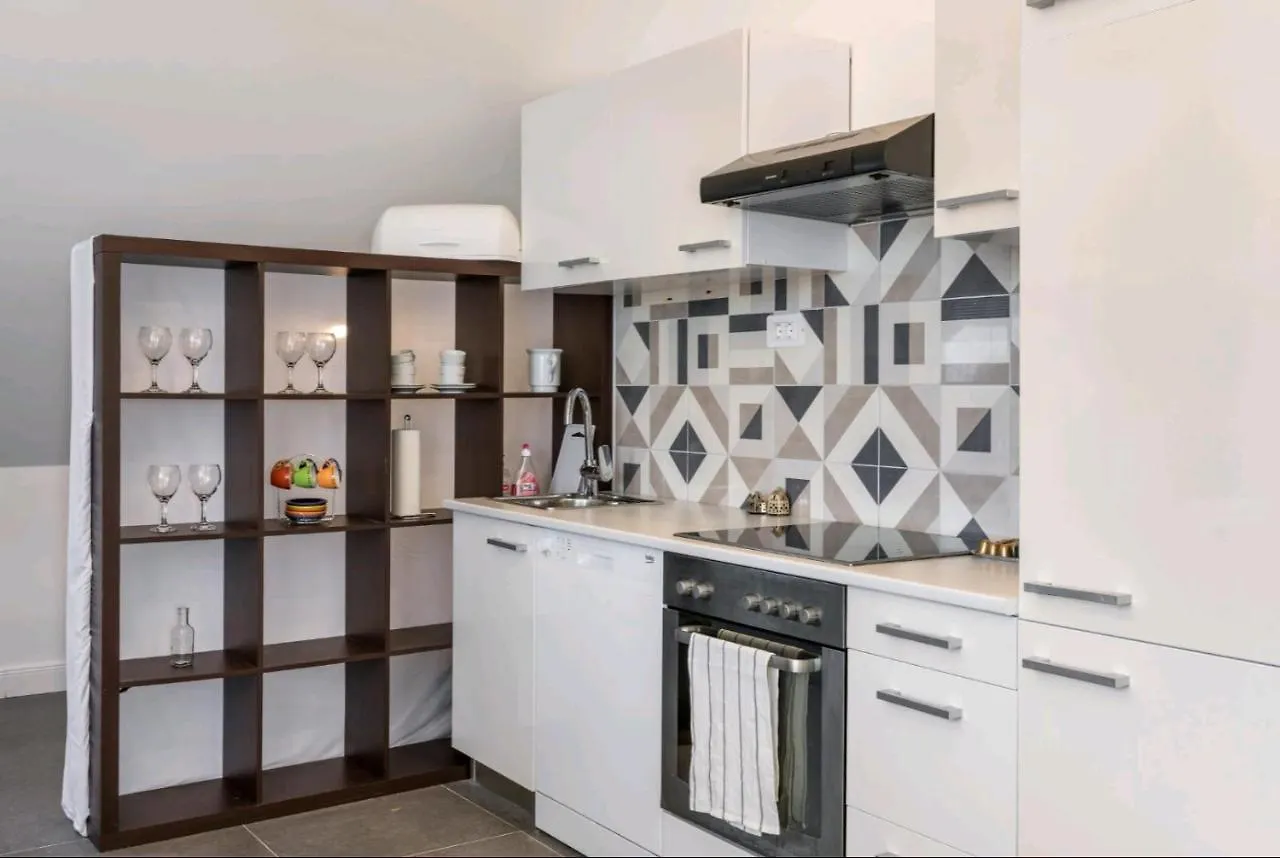 Apartment Just Like This - Cityapartment With Netflix Croatia