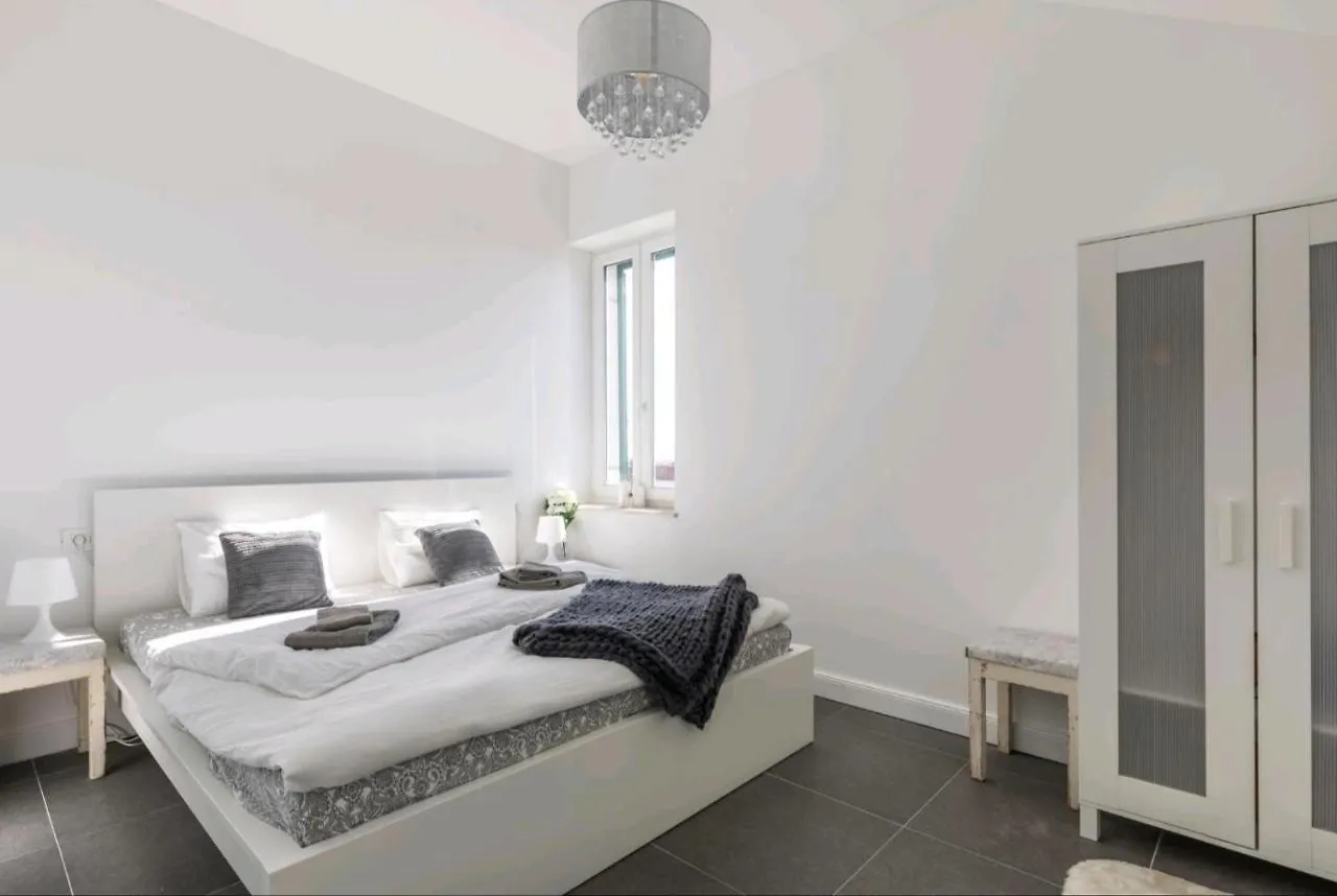 Just Like This - Cityapartment With Netflix Croatia